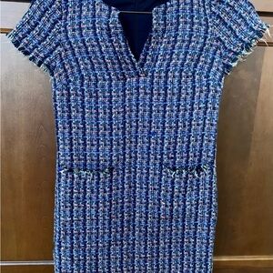 Ann Taylor Navy Tweed V Neck Short Sleeved Shift Dress with Pockets Size 0